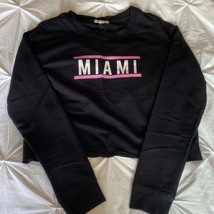 Black Miami crop top